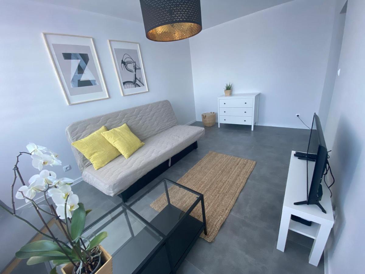 Apartament Os. Jasne 19B Dzierżoniów Exteriör bild